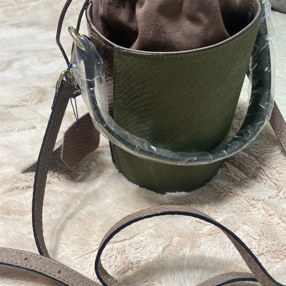 Ameri Leather Stylish Brown and Green Bucket Bag - Picture 2 of 16